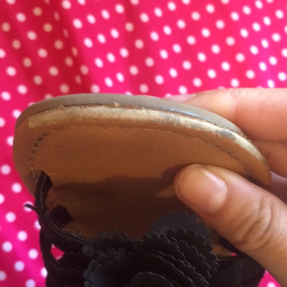 Cute girly strapped Sandals - Picture 4 of 8